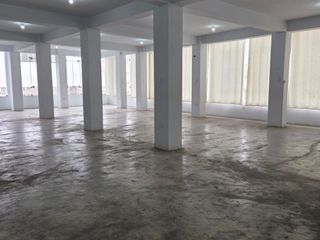 Foto 13 de Alquiler De Local Comercial 2Do Y 3Er Piso Av Carlos Izaguirre En San Martin De Porres