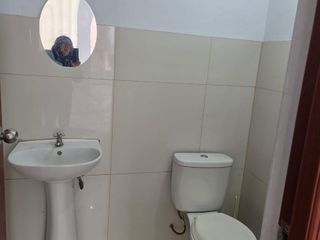 Foto 6 de Alquiler De Local Comercial 2Do Y 3Er Piso Av Carlos Izaguirre En San Martin De Porres