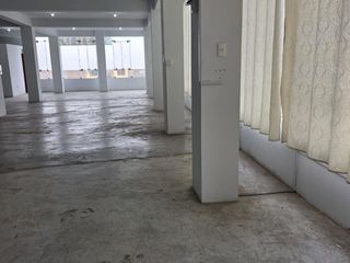 Foto 19 de Alquiler De Local Comercial 2Do Y 3Er Piso Av Carlos Izaguirre En San Martin De Porres