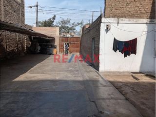 Foto 9 de Vendo Casa En Esquina Y Avenida En Smp Limite Con Comas