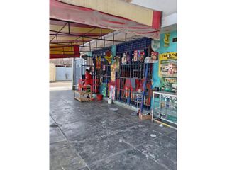 Foto 4 de Vendo Casa En Esquina Y Avenida En Smp Limite Con Comas