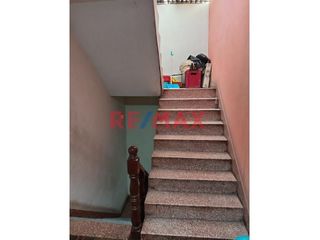 Foto 15 de Vendo Casa En Esquina Y Avenida En Smp Limite Con Comas