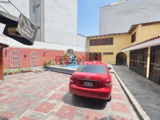 Foto 15 de Hermosa Casa en SURCO  (Urb. Neptuno) Precio Negociable