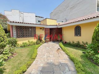 Foto 16 de Hermosa Casa en SURCO  (Urb. Neptuno) Precio Negociable