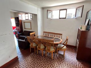 Foto 3 de En Venta - Casa De 2 Pisos (5 Dormitorios) En El Callao