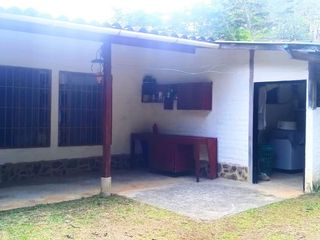 Foto 5 de VENDO CASA CON ESPECTACULAR VISTA EN EL CARMEN DAGUA