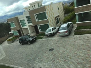 Foto 3 de CASAS EN VENTA AMBATO CONJUNTO PRIVADO