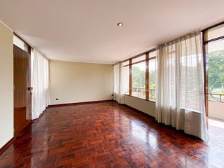 Foto 4 de ¡Departamento en alquiler con excelente ubicación en La Molina! 🏡✨