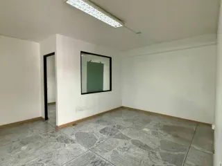 Foto 8 de LOCAL COMERCIAL IDEAL 130M2 -EN RENTA- AV GALO PLAZA LAZO