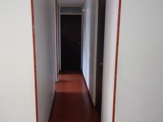 Foto 4 de Venta de apartamento en Los Lagartos, Bogota, ROJO