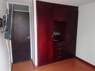 Foto 9 de Venta de apartamento en Los Lagartos, Bogota, ROJO
