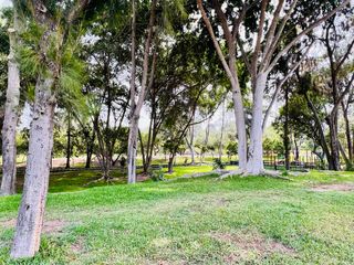 Foto 57 de VENTA DE HERMOSA CASA  FRENTE A PARQUE, LOS ALAMOS