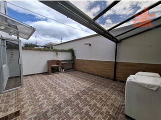 Foto 4 de Renta Casa de 200 m² en Cumbayá – Seguridad, Ubicación y Confort