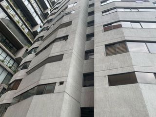 Foto 2 de Venta Departamento 197m2 más una suite sector La Carolina