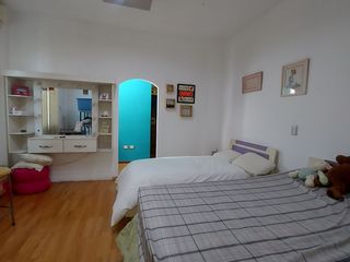 Foto 9 de En Machala Se Alquila Casa Amoblada Independiente con Garaje interno para 7 vehículos, apta para Empresa, Institución