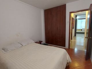 Foto 6 de En Machala Se Alquila Casa Amoblada Independiente con Garaje interno para 7 vehículos, apta para Empresa, Institución