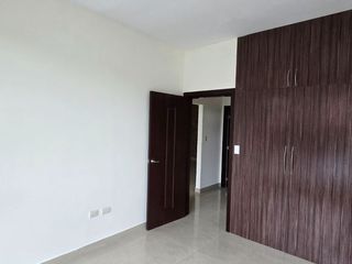 Foto 4 de Alquilo Ceibos Santa Cecilia Departamento PB de 3 Dormitorios
