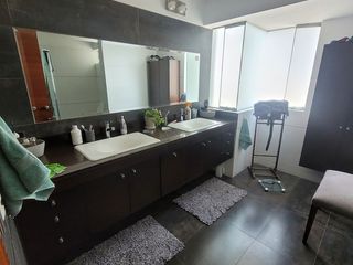 Foto 4 de SE ALQUILA BELLO Y AMPLIO DEPARTAMENTO como casa en  CAMACHO , PRIMER PISO  CON PISCINA