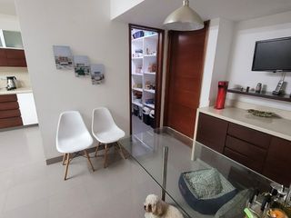 Foto 9 de SE ALQUILA BELLO Y AMPLIO DEPARTAMENTO como casa en  CAMACHO , PRIMER PISO  CON PISCINA