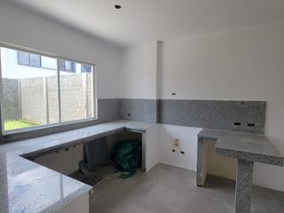 Foto 11 de En venta casa de estreno en Isla Celeste Etapa Babor