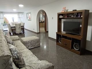 Foto 6 de ALQUILER DE LOCAL COMERCIAL PARA CONSULTORIO U OFICINA