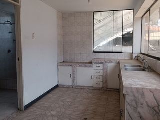 Foto 5 de VENDO EXCELENTE LOCAL COMERCIAL LA VICTORIA