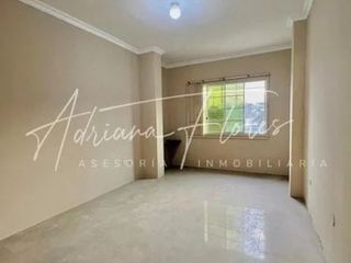 Foto 3 de Urbanor Av Las Aguas Norte Guayaquil Casa Rentera Tres Pisos