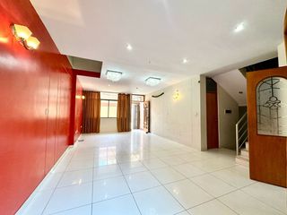 Foto 2 de AMPLIA CASA EN ALQUILER - URB. MIRAFLORES COUNTRY CLUB -PIURA