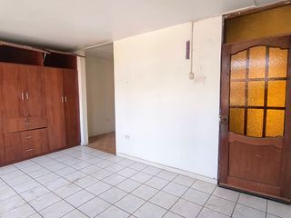 Foto 13 de SE ALQUILA AMPLIA CASA EN MANUEL ARÉVALO (ALORA)