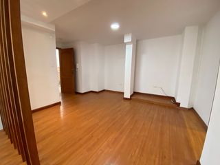 Foto 3 de Departamento en Alquiler 2 Dormitorios Pinar Alto - Quito Ecuador