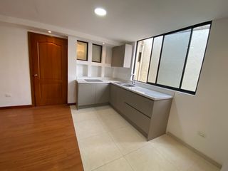 Foto 6 de Departamento en Alquiler 2 Dormitorios Pinar Alto - Quito Ecuador