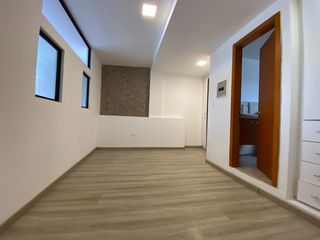Foto 12 de Departamento en Alquiler 2 Dormitorios Pinar Alto - Quito Ecuador