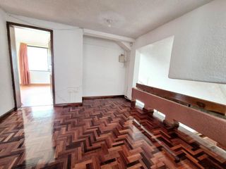 Foto 6 de QUITO, sector Colegio Einstein, vendo propiedad de 533m2 de terreno y 397m2 de construcción