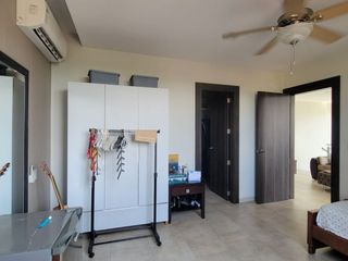Foto 4 de En venta lujosa y moderna casa en Isla Mocoli