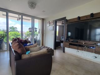 Foto 43 de En venta lujosa y moderna casa en Isla Mocoli