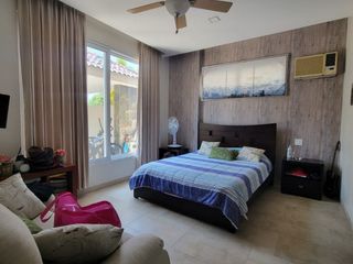 Foto 72 de En venta lujosa y moderna casa en Isla Mocoli