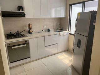 Foto 4 de RENTO AMOBLADO Y EQUIPADO 2o. PISO BARRIO LAS MERCEDES PALMIRA