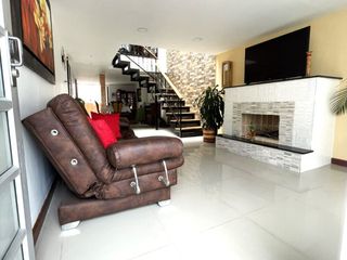 Foto 23 de Vendo hermosa casa ubicada en el sector de Viveros, Manizales.