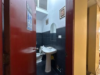 Foto 13 de SE VENDE HOSTAL, excelente ubicación en edificio de 4 pisos en plena avenida auxiliar de la Vía Expresa