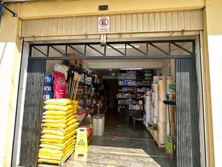 Foto 8 de SE VENDE HOSTAL, excelente ubicación en edificio de 4 pisos en plena avenida auxiliar de la Vía Expresa