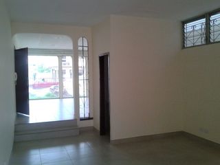 Foto 9 de VENTA PROPIEDAD RENTERA-CDLA. KENNEDY NUEVA