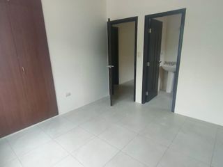 Foto 22 de Alquilo Casa, 2 pisos en Bosques de la Costa.