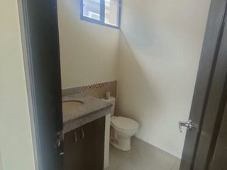 Foto 10 de Alquilo Casa, 2 pisos en Bosques de la Costa.