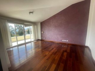 Foto 6 de RENTO CASA EN SAN JUAN DE CUMBAYA - SECTOR LA RIOJA
