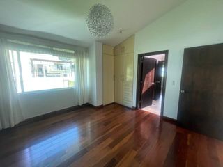 Foto 10 de RENTO CASA EN SAN JUAN DE CUMBAYA - SECTOR LA RIOJA