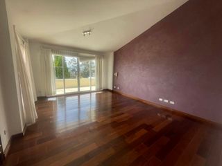 Foto 15 de RENTO CASA EN SAN JUAN DE CUMBAYA - SECTOR LA RIOJA