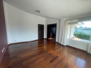 Foto 27 de RENTO CASA EN SAN JUAN DE CUMBAYA - SECTOR LA RIOJA