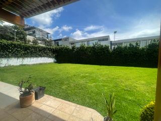 Foto 42 de RENTO CASA EN SAN JUAN DE CUMBAYA - SECTOR LA RIOJA
