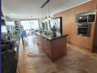 Foto 5 de Arriendo Casa 4 Habitaciones en Urbanización Valle 2 y 3 – Cumbayá