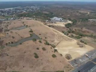 Foto 17 de Vendo Terreno 120.000m² pasando peaje Chongón Vía a La Costa 180m de Frente